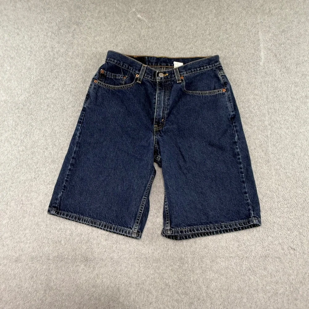 Levis attributes 100%
